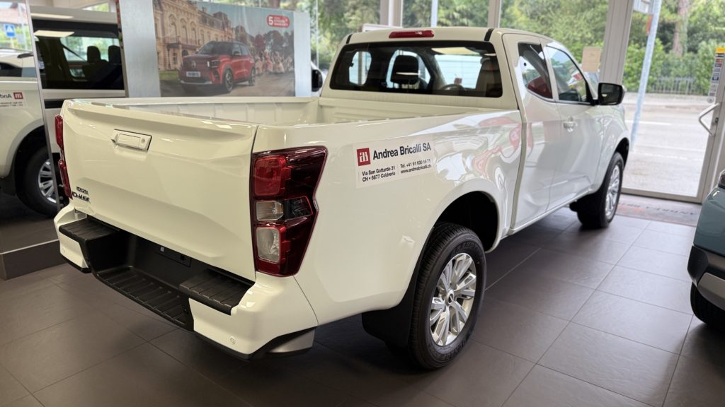 Isuzu D Max BB