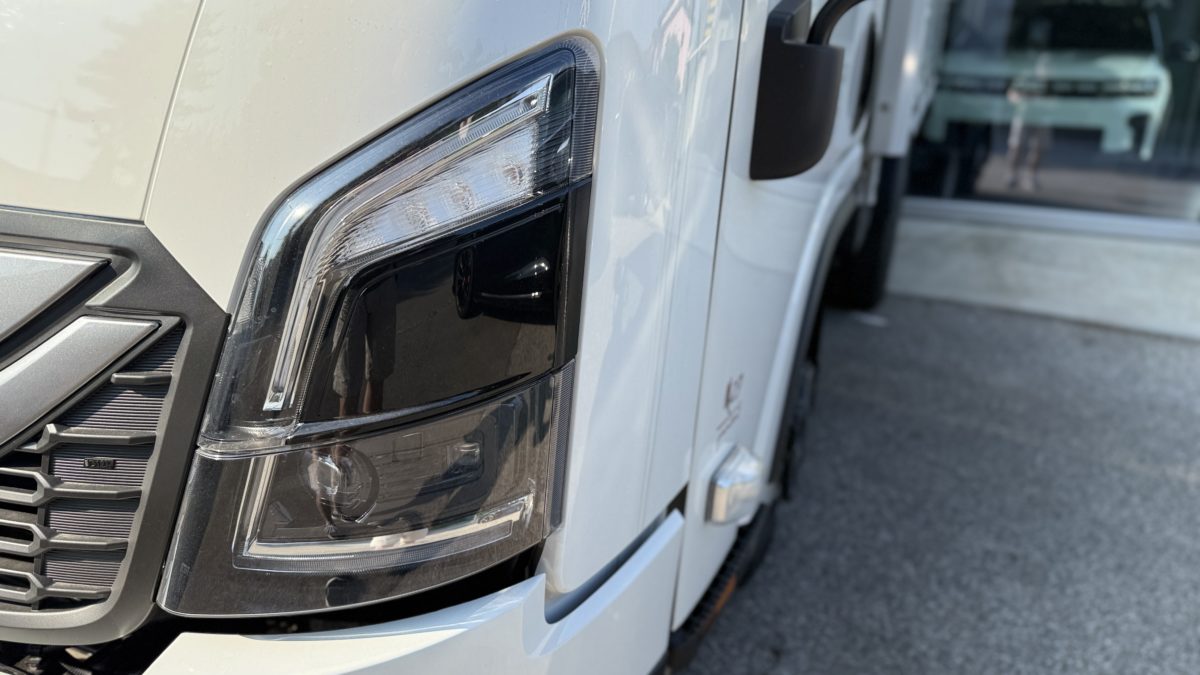 Nuovo Isuzu M27
